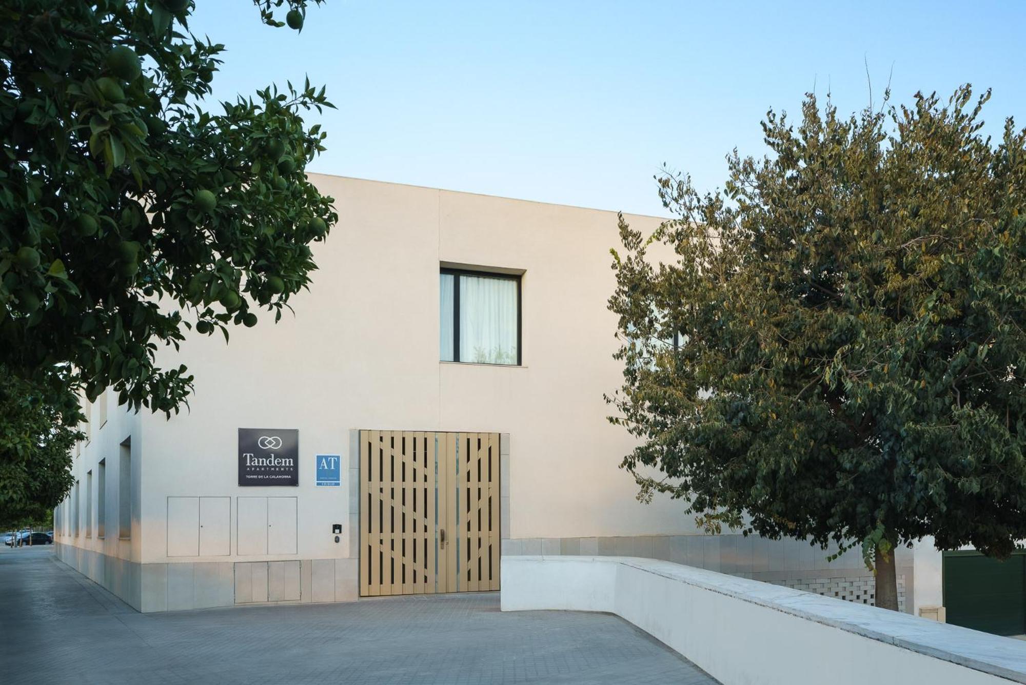 Tandem Torre De La Calahorra Lägenhet Córdoba Exteriör bild