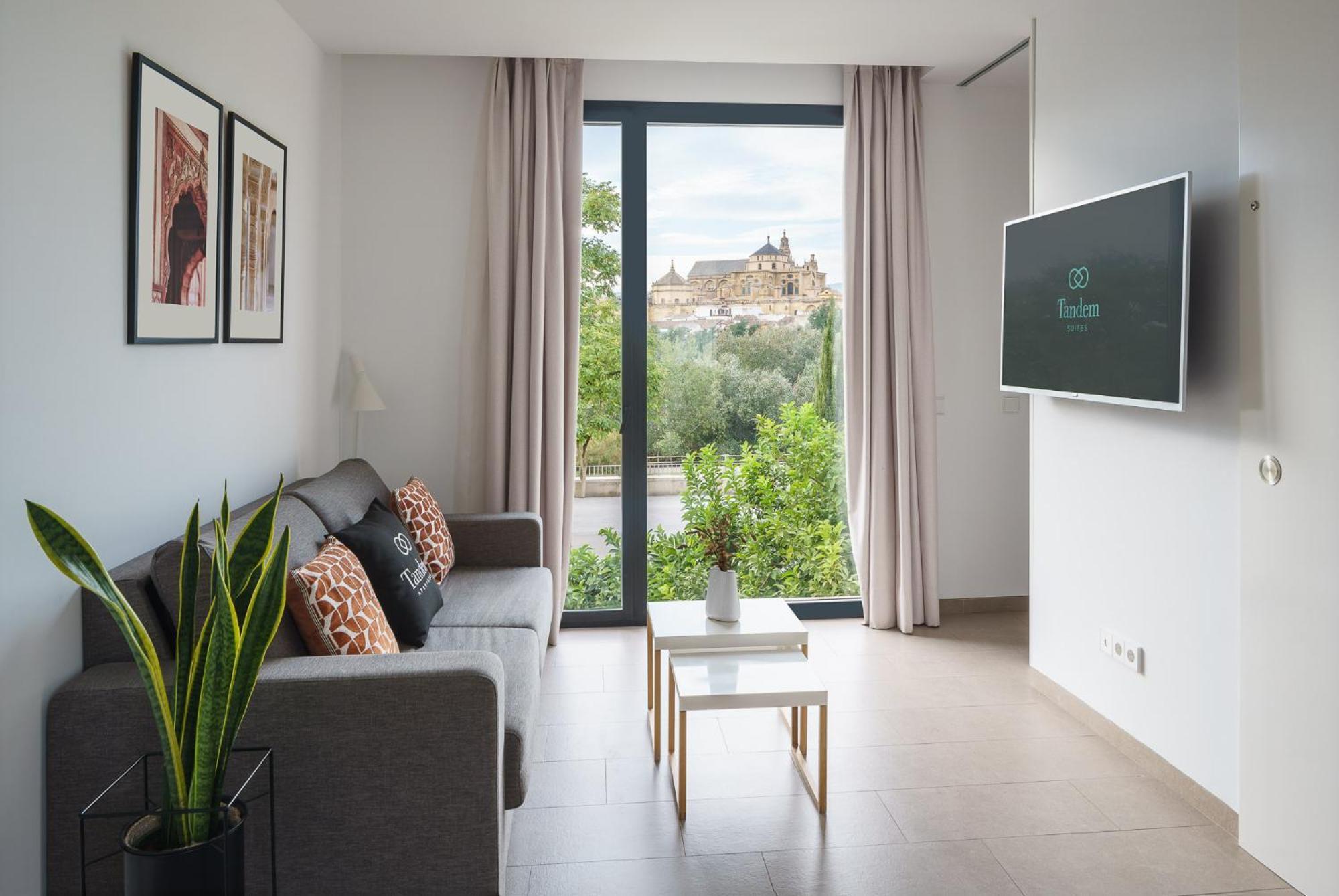 Tandem Torre De La Calahorra Lägenhet Córdoba Exteriör bild